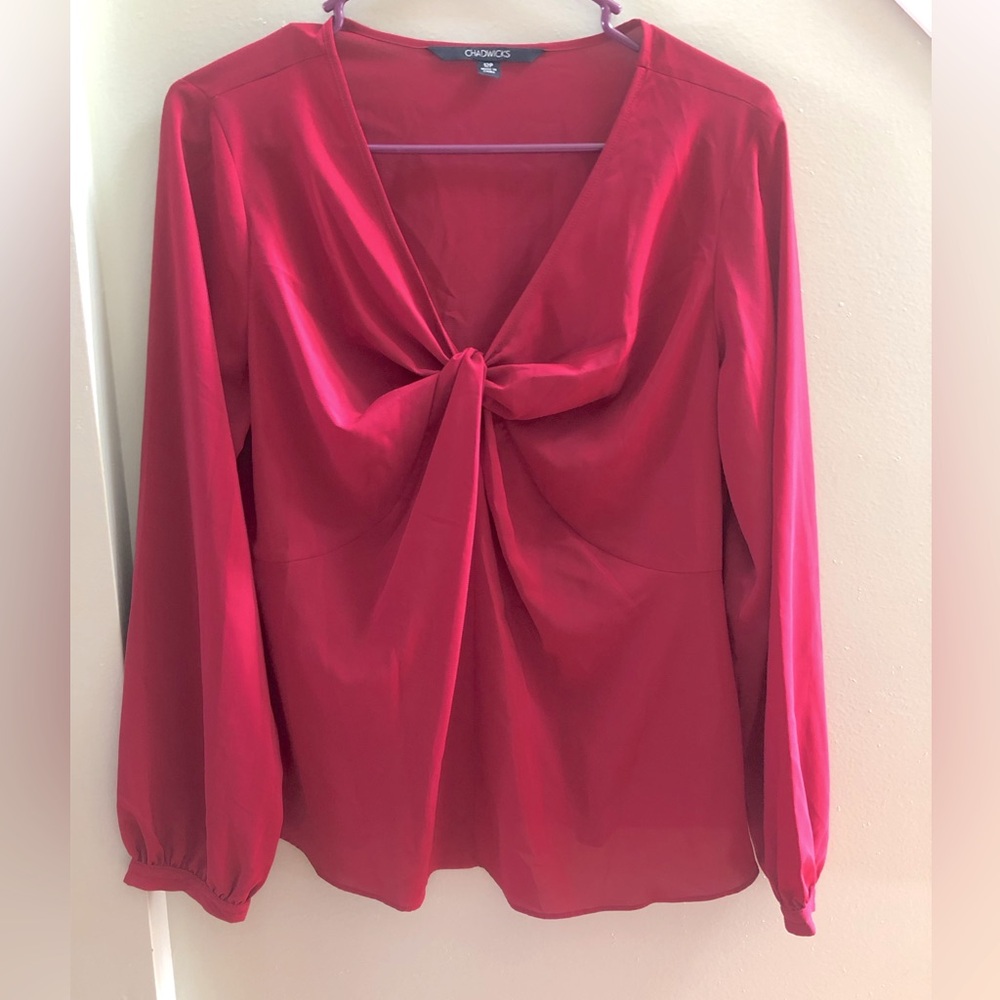 4 / $15 NWOT, Chadwicks women’s long sleeve blouse